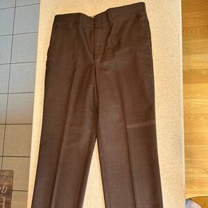 Men’s Adam’s Row Dress Pants Size 38x32 Color Brown